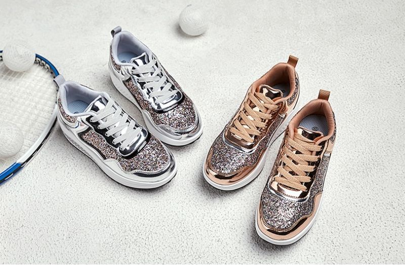 Adonis Naisten Tasainen Platform Patent Sneakers -kengät - Hopea