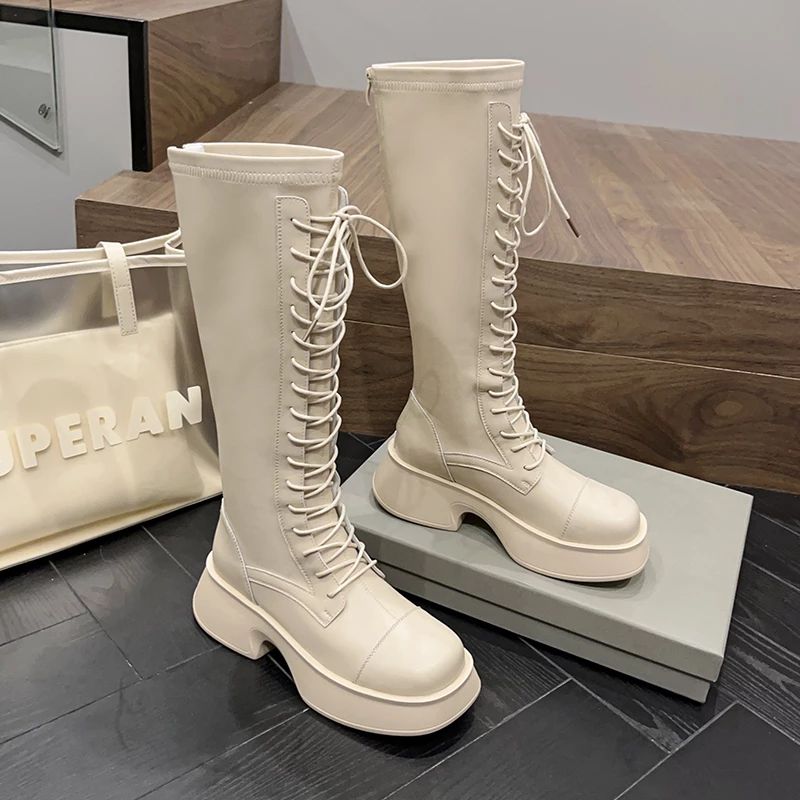 Alexa Naisten Saappaat - Beige