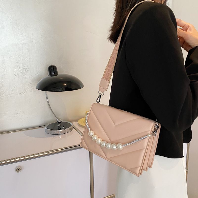 Ali Naisten Pieni Crossbody Käsilaukku - Musta