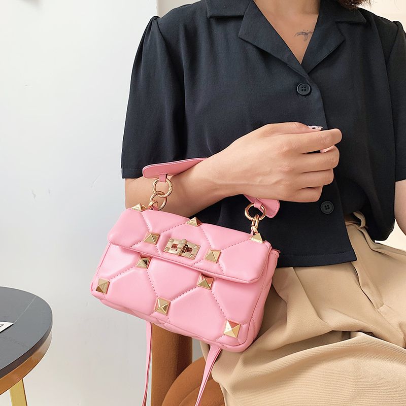 Alix Naisten Tekonahkainen Crossbody Käsilaukku - Musta