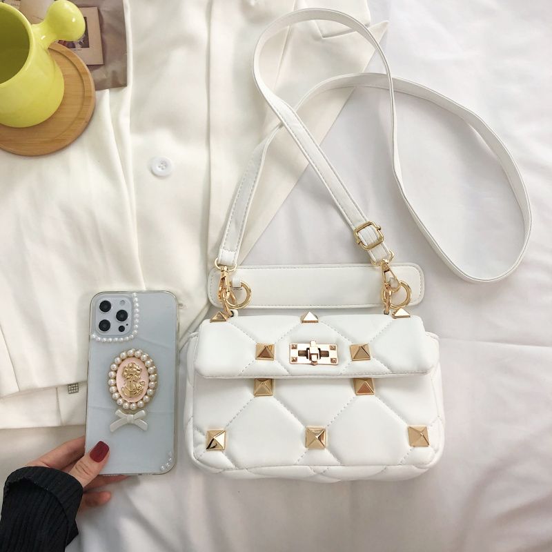 Alix Naisten Tekonahkainen Crossbody Käsilaukku - Musta