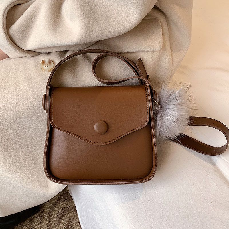 Almeda Naisten Minikeinonahkainen Crossbody Käsilaukku - Musta