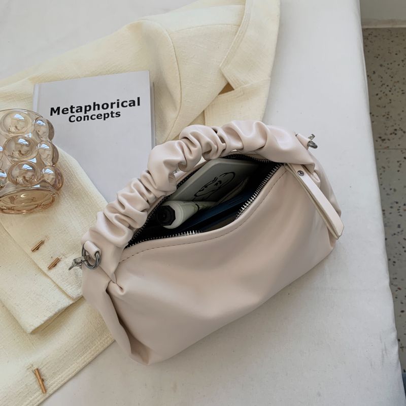 Alpes Naisten Pieni Nahkainen Crossbody Käsilaukku - Musta