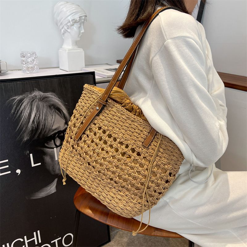 Amaya Naisten Suuri Straw Beach Bucket Käsilaukku - Beige