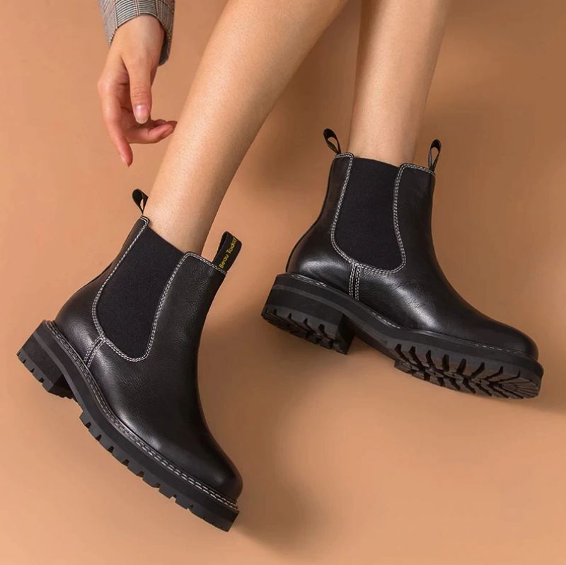 Aneu Naisten Chelsea Boots Nilkkakorkeus - Musta