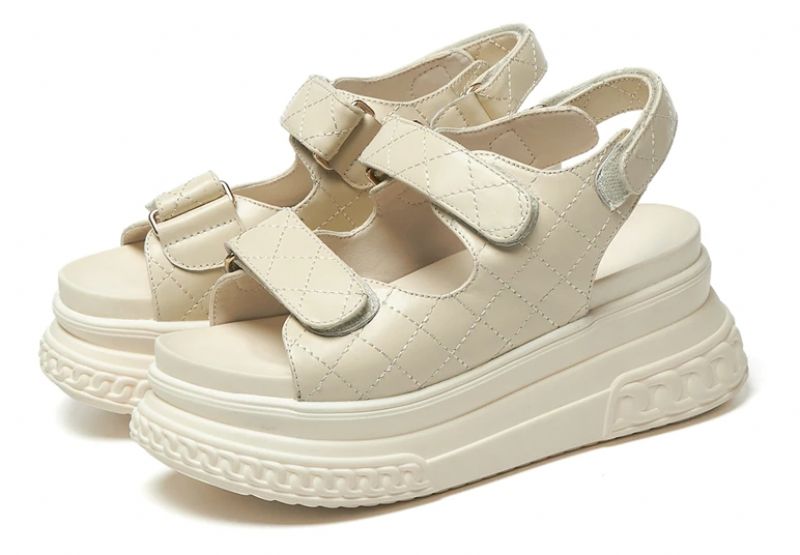 Apolinarin Naisten Alustasandaalit - Beige