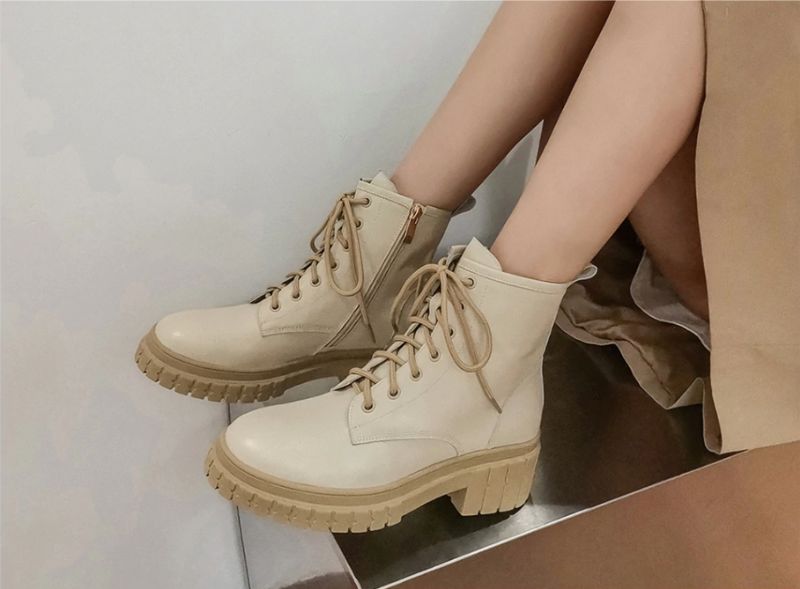 Arrieta Boots Nilkkakorkeus - Beige Lyhyt Pehmo
