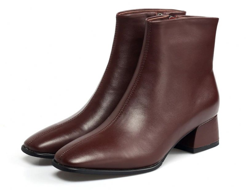 Astor Naisten Nahkainen Nilkka-musta Bootie - Musta
