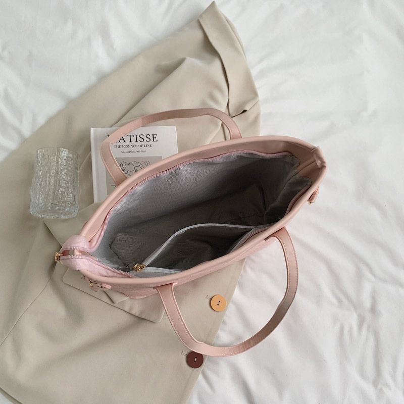 Audrey Naisten Isokokoinen Olkalaukku - Beige