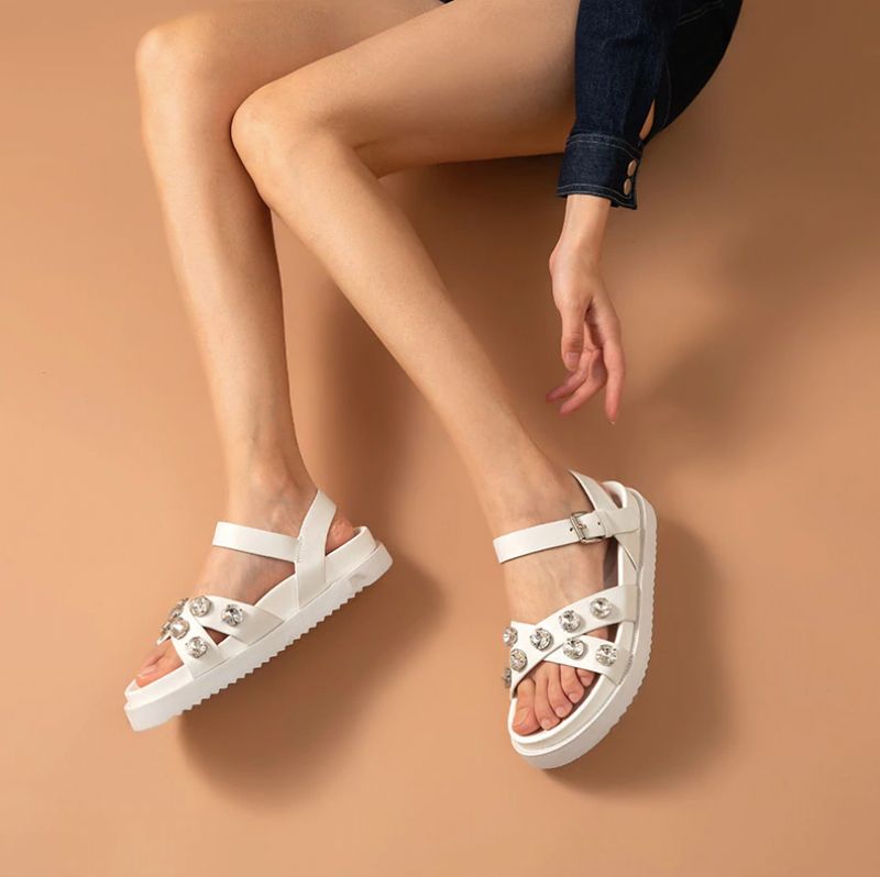Azucena Sandaalit - Beige