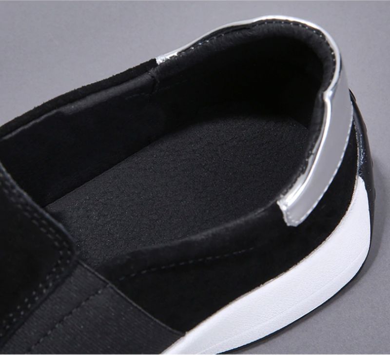 Barry Slip-ons - Musta Kulta