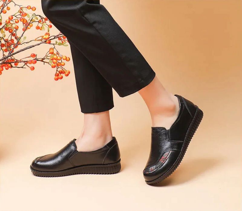 Brena Naisten Korkealaatuiset Nahkaiset Loafer-kengät - Musta