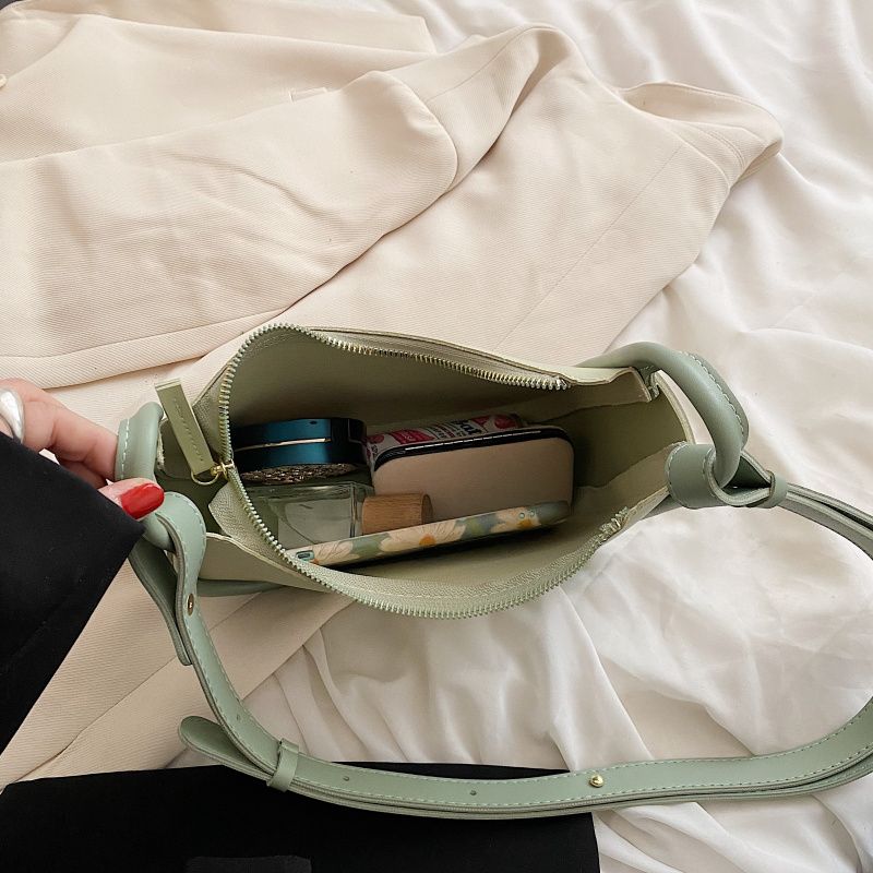 Capricho Naisten Tekonahkainen Crossbody Käsilaukku - Vihreä