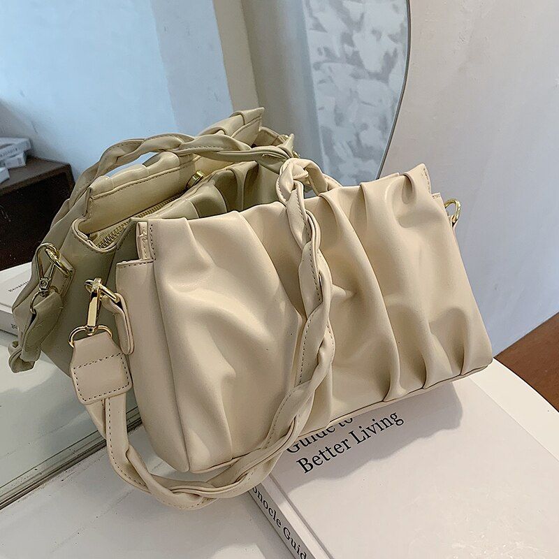 Cata Naisten Laskostettu Crossbody Käsilaukku - Khaki