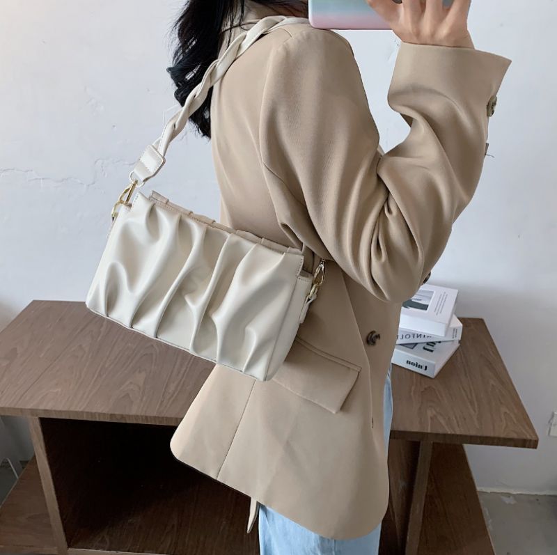 Cata Naisten Laskostettu Crossbody Käsilaukku - Khaki
