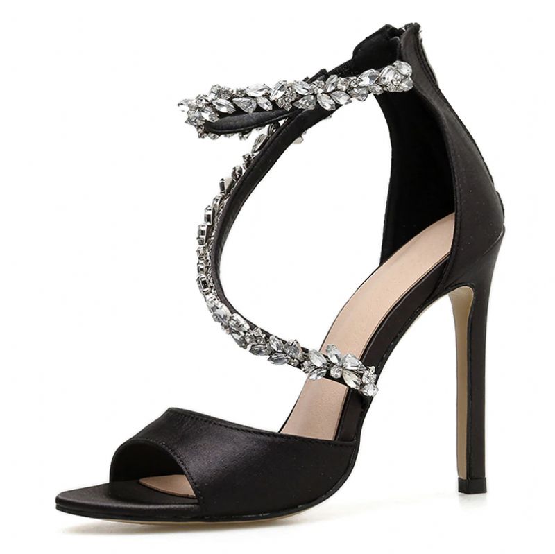 Celandia Heels - Musta