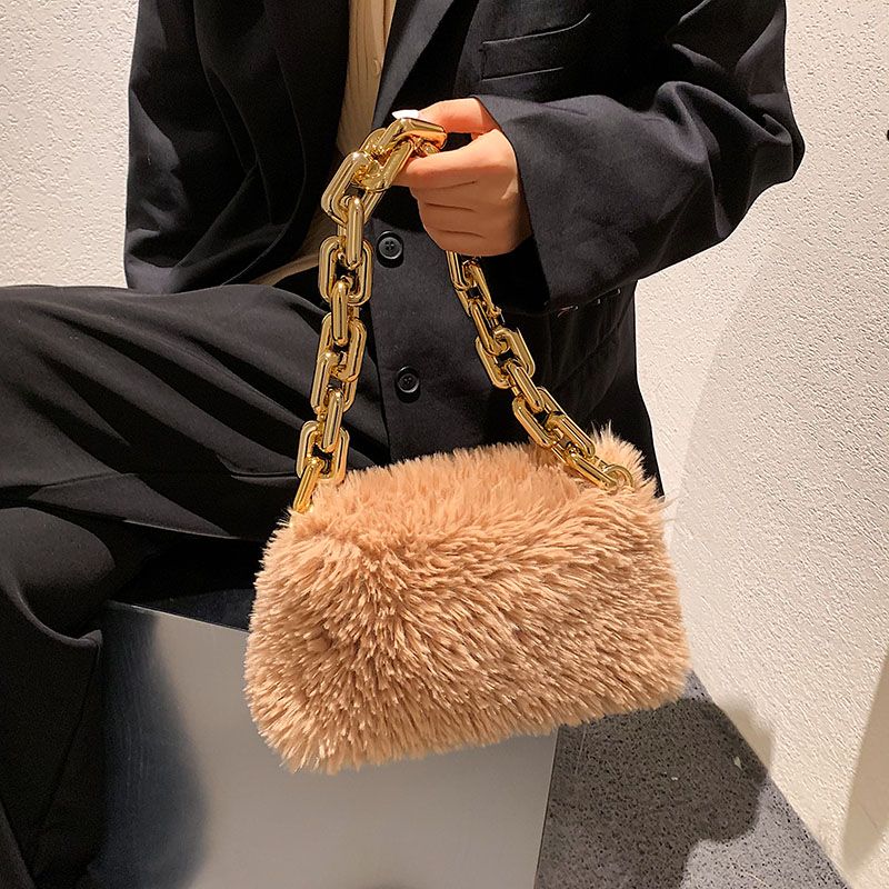 Celeste Naisten Chunky Chain Olkalaukku - Khaki