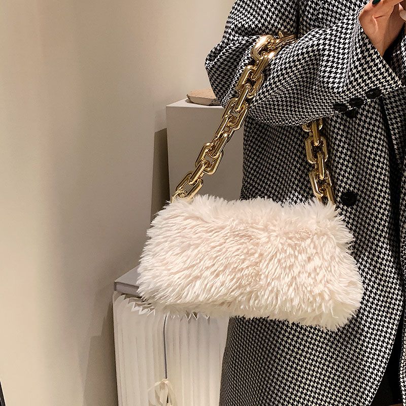 Celeste Naisten Chunky Chain Olkalaukku - Khaki
