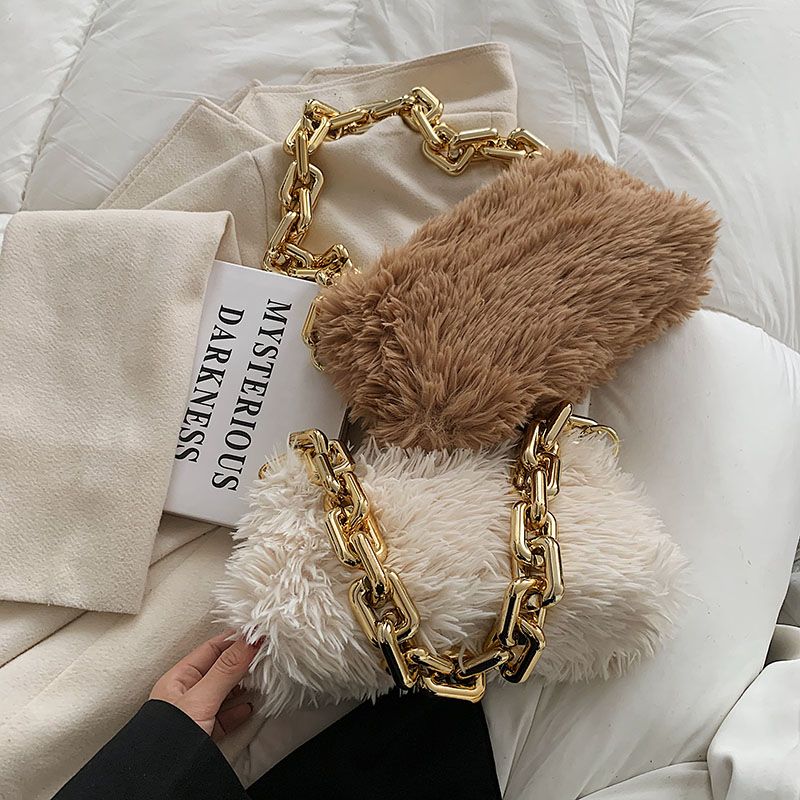 Celeste Naisten Chunky Chain Olkalaukku - Khaki