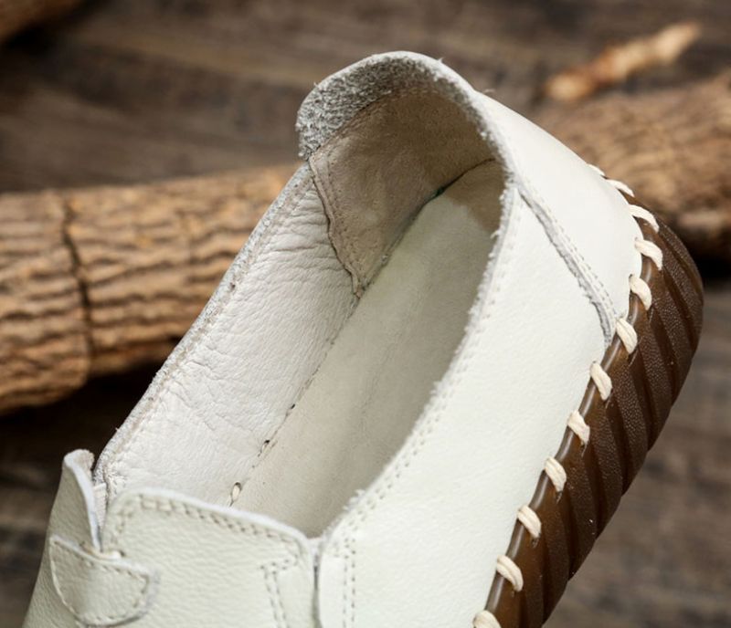 Charis Naisten Litteät Nahkaiset Loafer-kengät - Beige