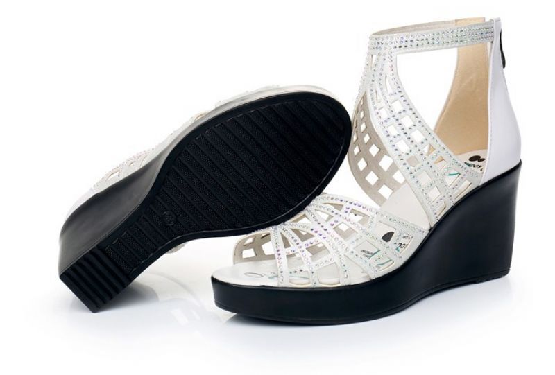 Charli Naisten Platform Wedge Sandaalit - Kulta