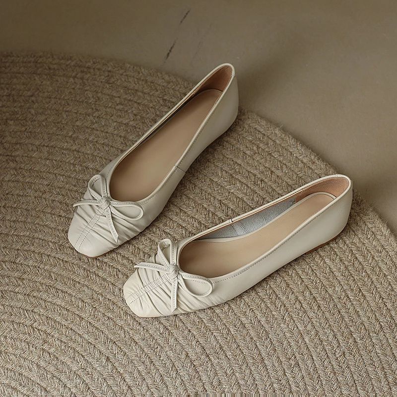 Charo Naisten Tasaiset Nahkakengät - Beige