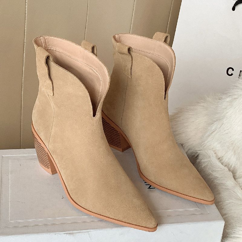Claret Naisten Teräväkärkiset Saappaat - Beige No Fur