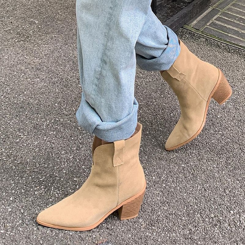 Claret Naisten Teräväkärkiset Saappaat - Beige No Fur