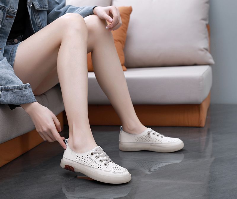 Claudia Naisten Vapaat Urheilulenkkarit - Beige