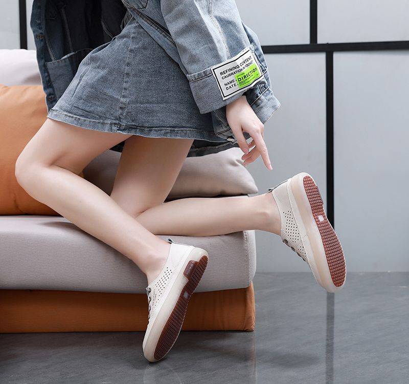 Claudia Naisten Vapaat Urheilulenkkarit - Beige