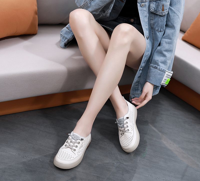 Claudia Naisten Vapaat Urheilulenkkarit - Beige