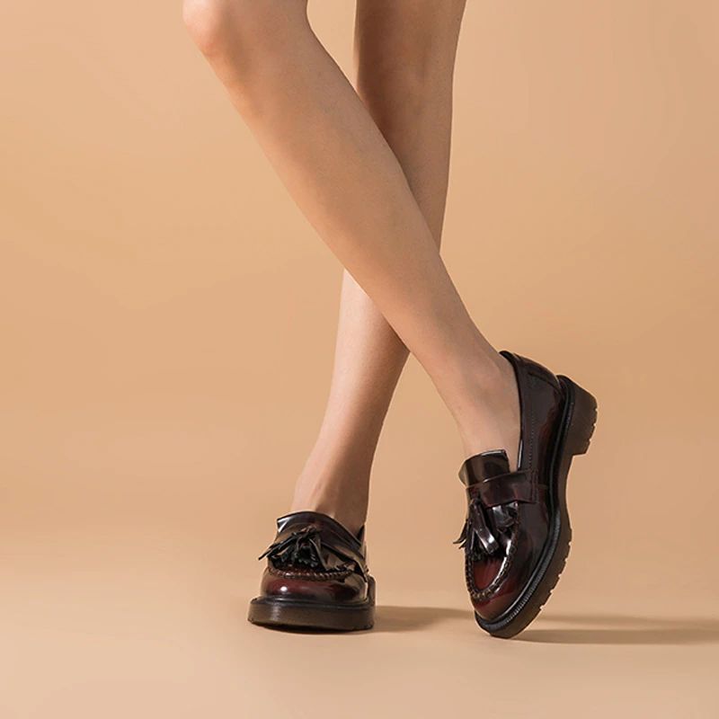 Claudy Naisten Tasaiset Loaferit Alustalla - Musta