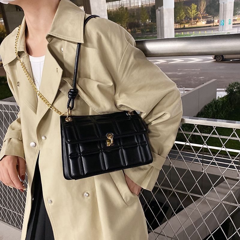 Colina Naisten Pienet Nahkaiset Crossbody-laukut - Musta