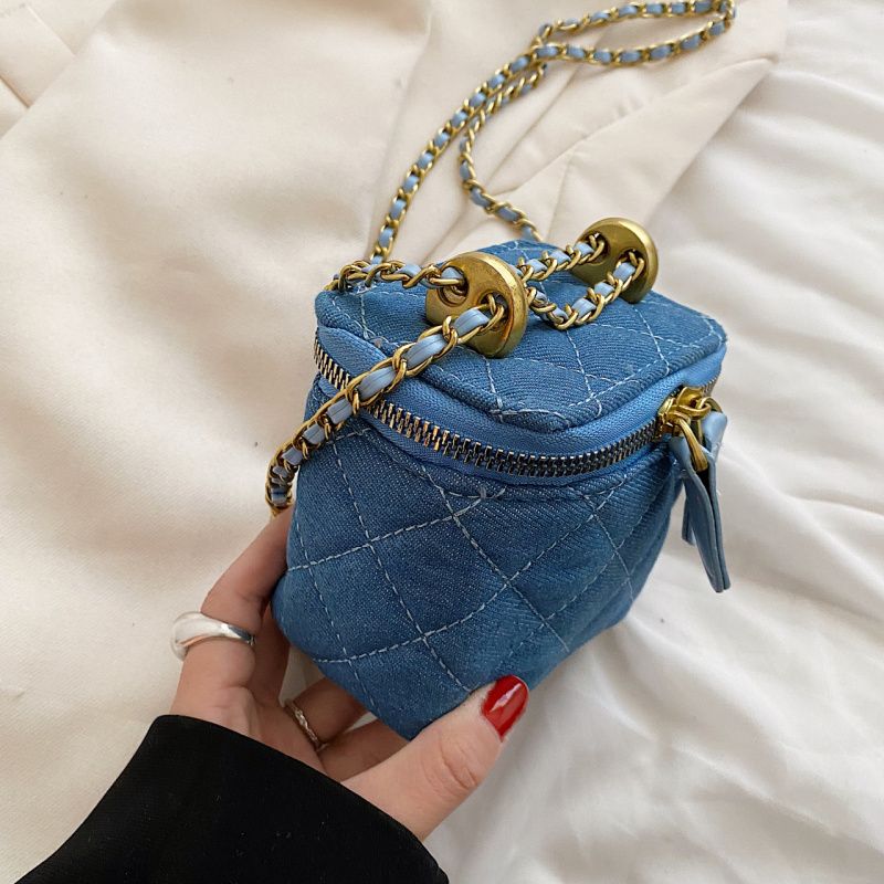Collin Naisten Tikattu Mini Crossbody Käsilaukku - Sininen