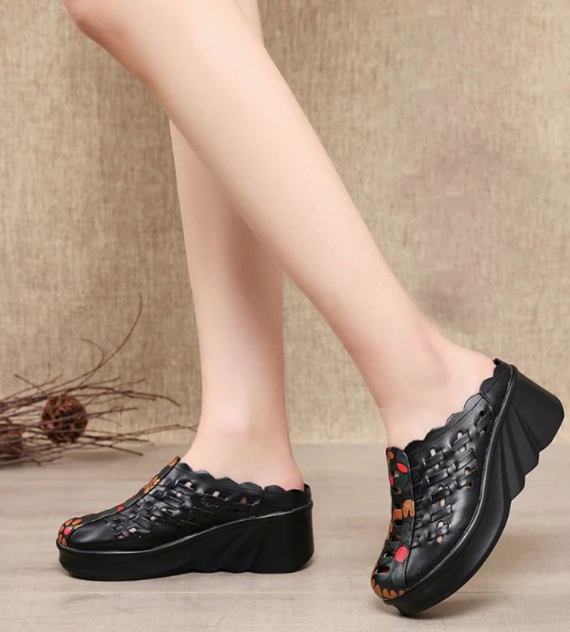 Coraline Naisten Wedges -kengät - Musta