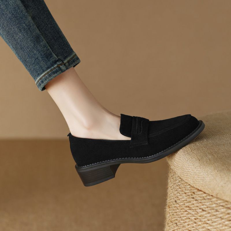 Cornelia Naisten Keskikorkokengät Nahkainen Loafer - Musta