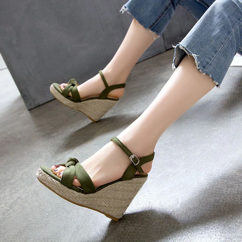 Creta Naisten Elegant Wedge -musta Sandaali - Musta