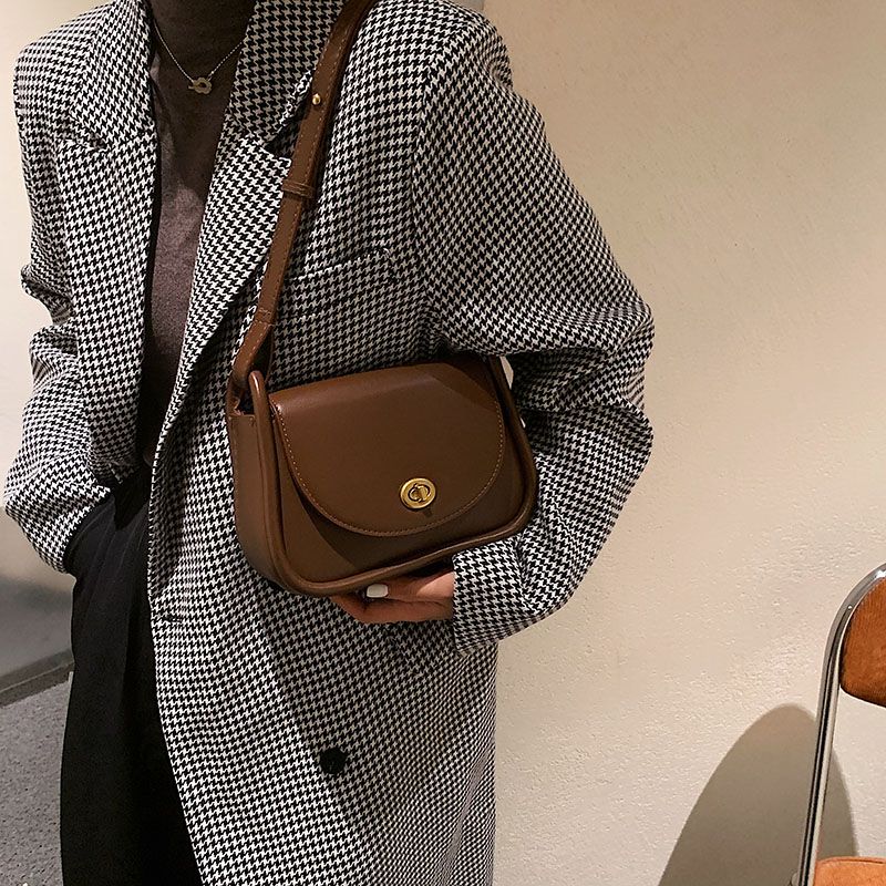 Cristi Naisten Crossbody Käsilaukku - Kahvi