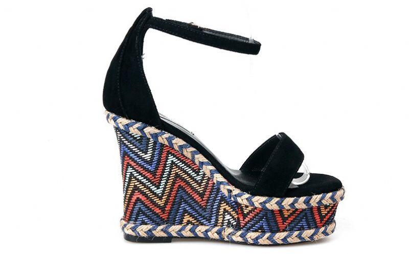 Dorian Wedges - Musta