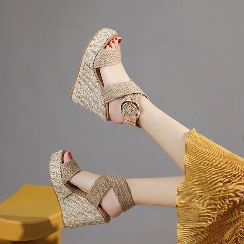 Doris Naisten Wedges Hamppusandaalit - Aprikoosi