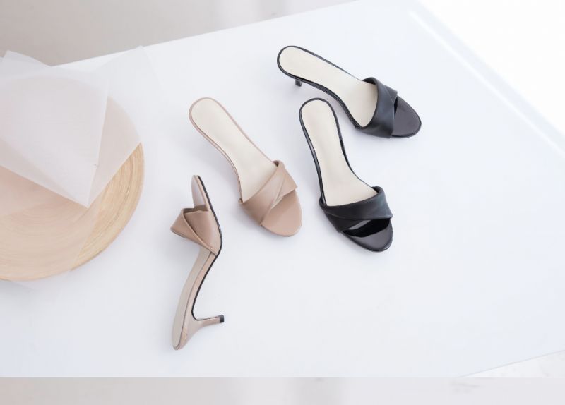 Esmeralda Naisten Korkokengät - Beige