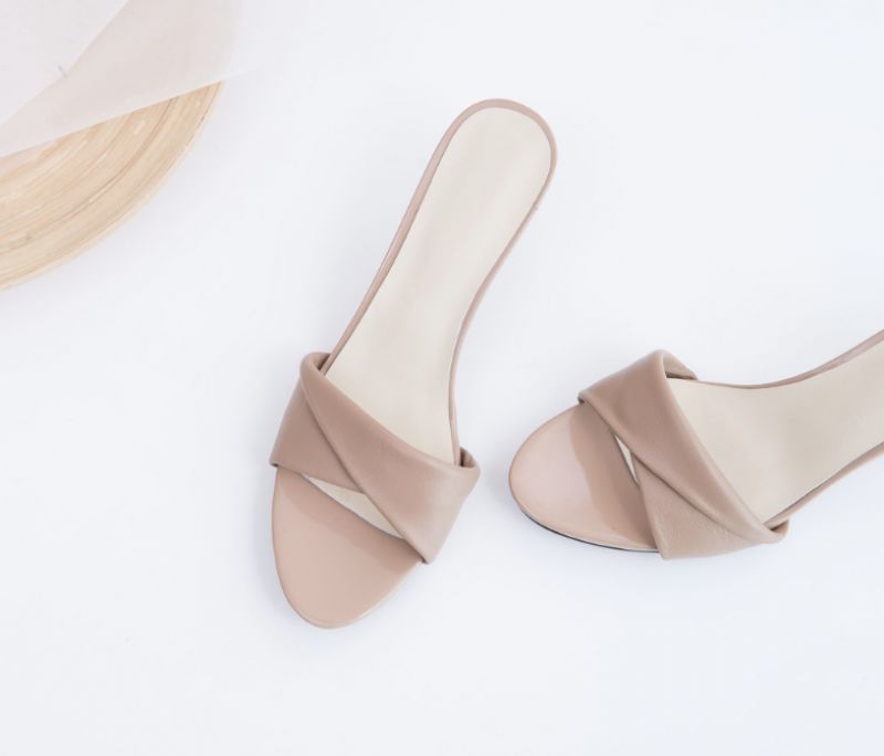 Esmeralda Naisten Korkokengät - Beige