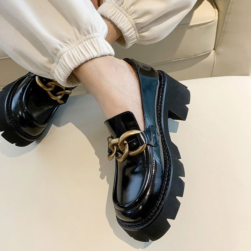 Fernanda Round Toe Platform Oxford Mustat Kengät - Musta