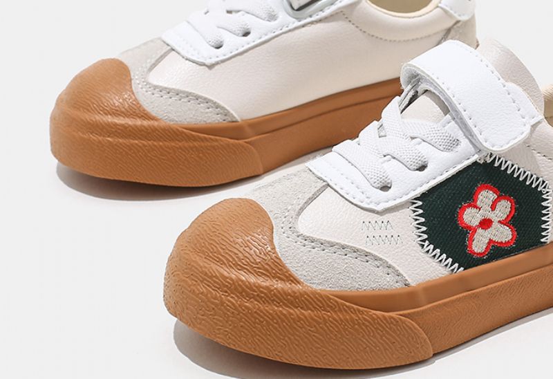 Frida Tyttöjen Classic Sneaker - Beige