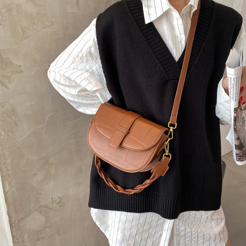 Gillen Naisten Pieni Nahkainen Crossbody Käsilaukku - Musta