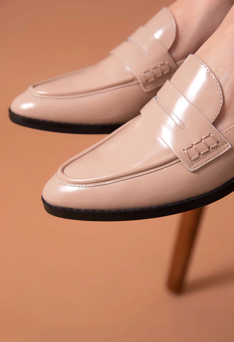 Hospina Naisten Penny-nahkaiset Loafer-kengät - Beige