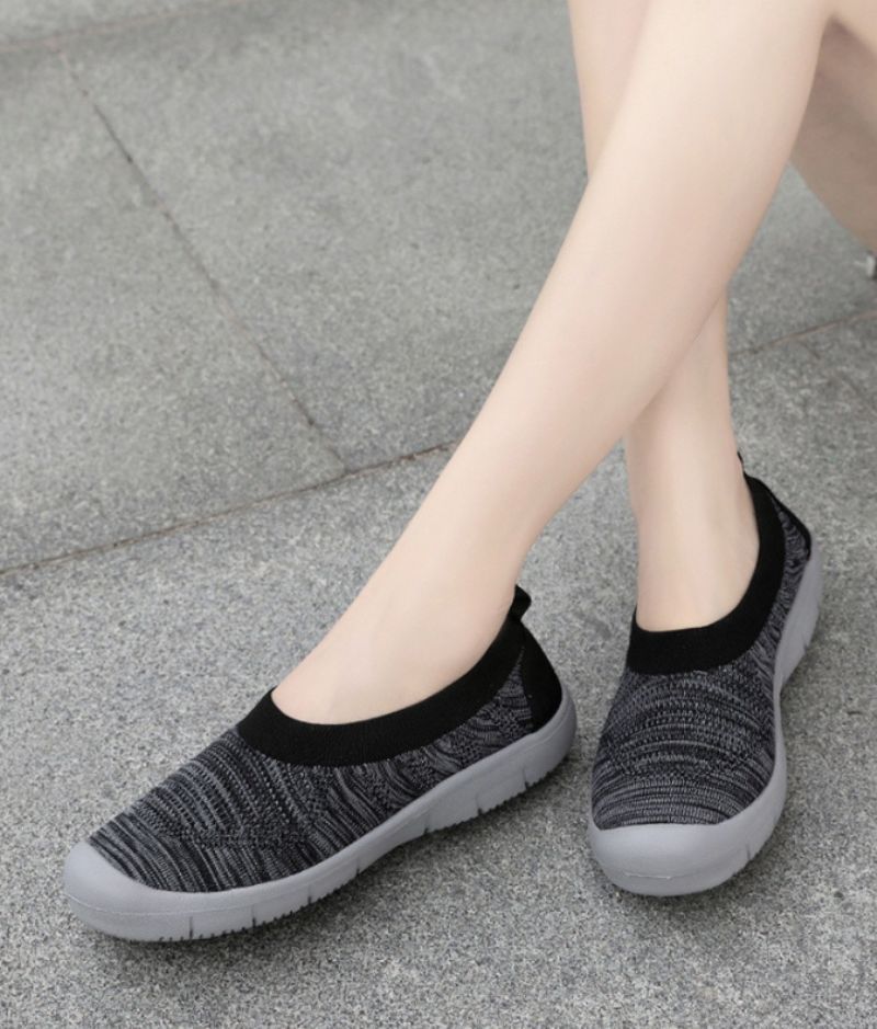 Kavala Naisten Slip-ons -kengät - Harmaa