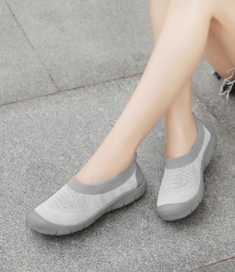Kavala Naisten Slip-ons Mustat Kengät - Musta