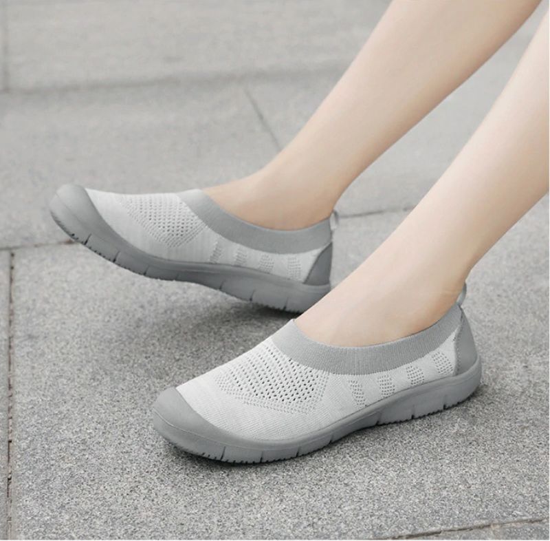 Kavala Naisten Slip-ons Mustat Kengät - Musta