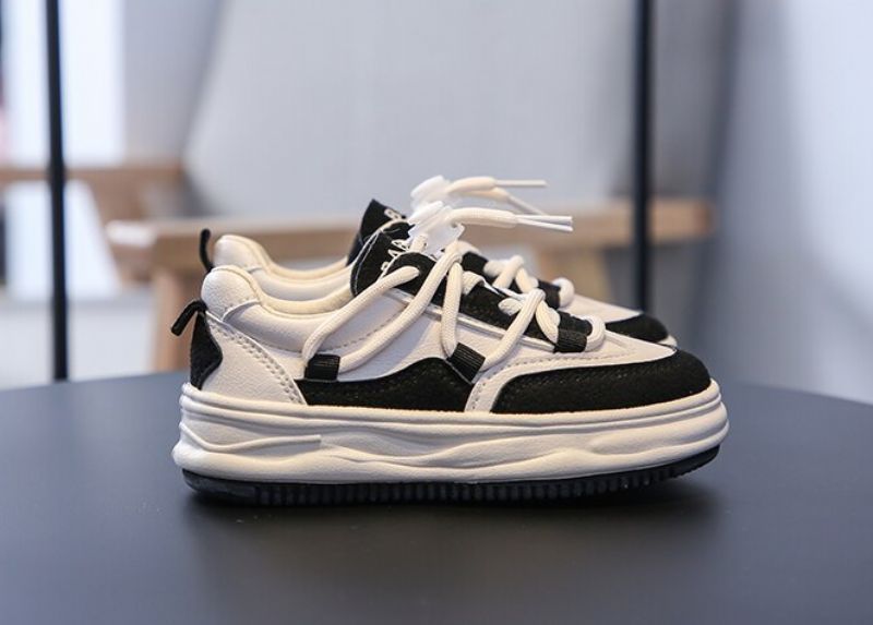 Kurt Boysin Muotilenkkari - Beige